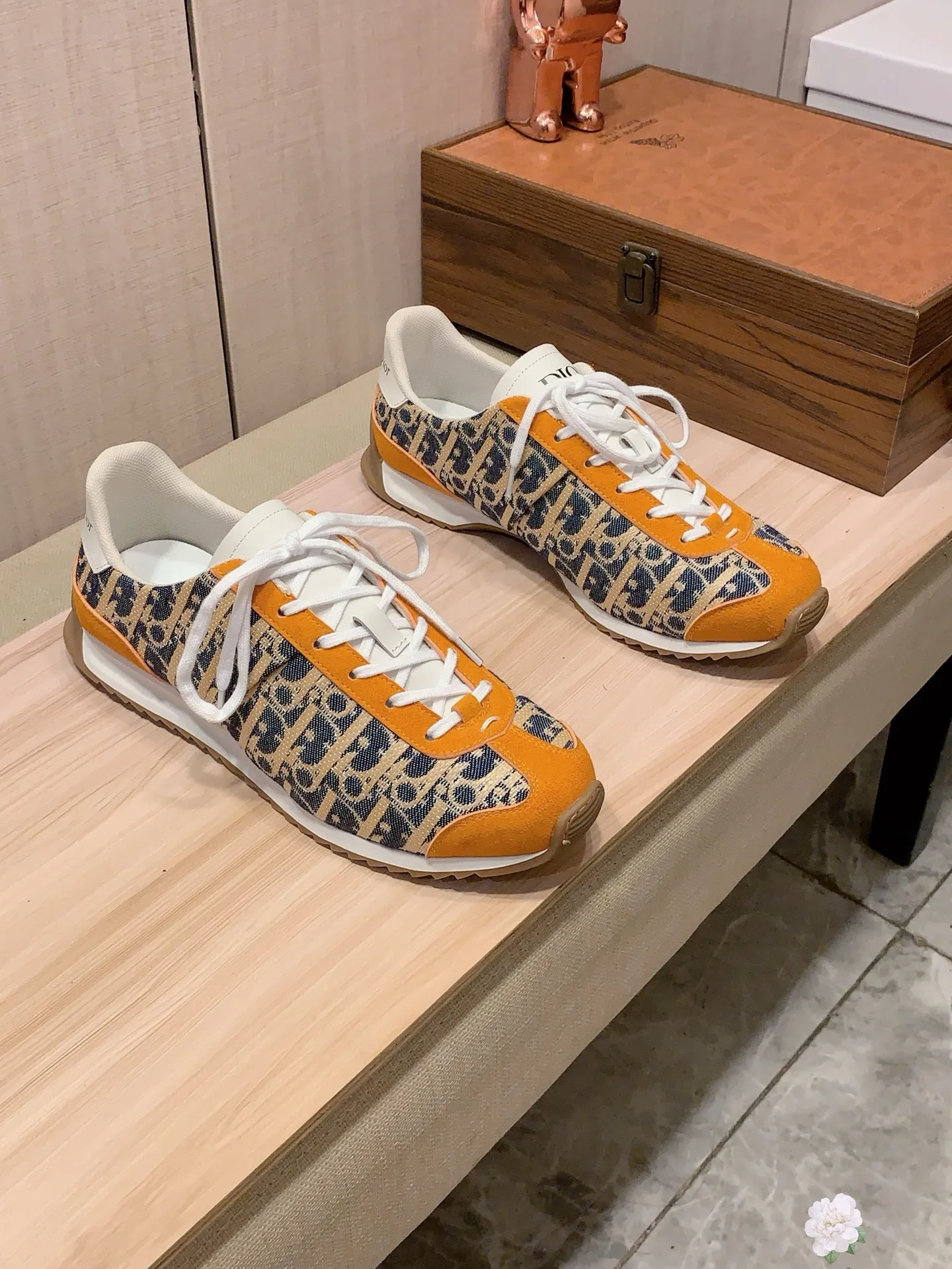 Men's Men's Shoes💰442💰💰🎩🎩[Lightning][Lightning] "Dior DIOR*" The latest and most popular casual shoes, top brand [seduce] luxury ~ purchasing agency, top ~ quality. [Strong] The upper is made of imported breathable cowhide with woven material ➕ breathable sheepskin feet (•) and fine workmanship. The original stylish and stylish soft rubber wear-resistant and non-slip outsole is light and comfortable on the feet. The real thing looks better when photographed in real life. 413: Code: 35-44, 45.46 can be customized, 8️⃣ colors selected